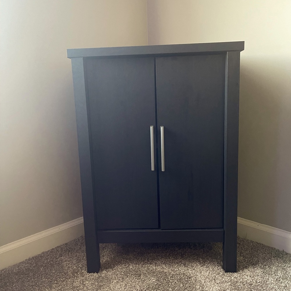 Black/Gray Storage Stand 🖤🖤🖤